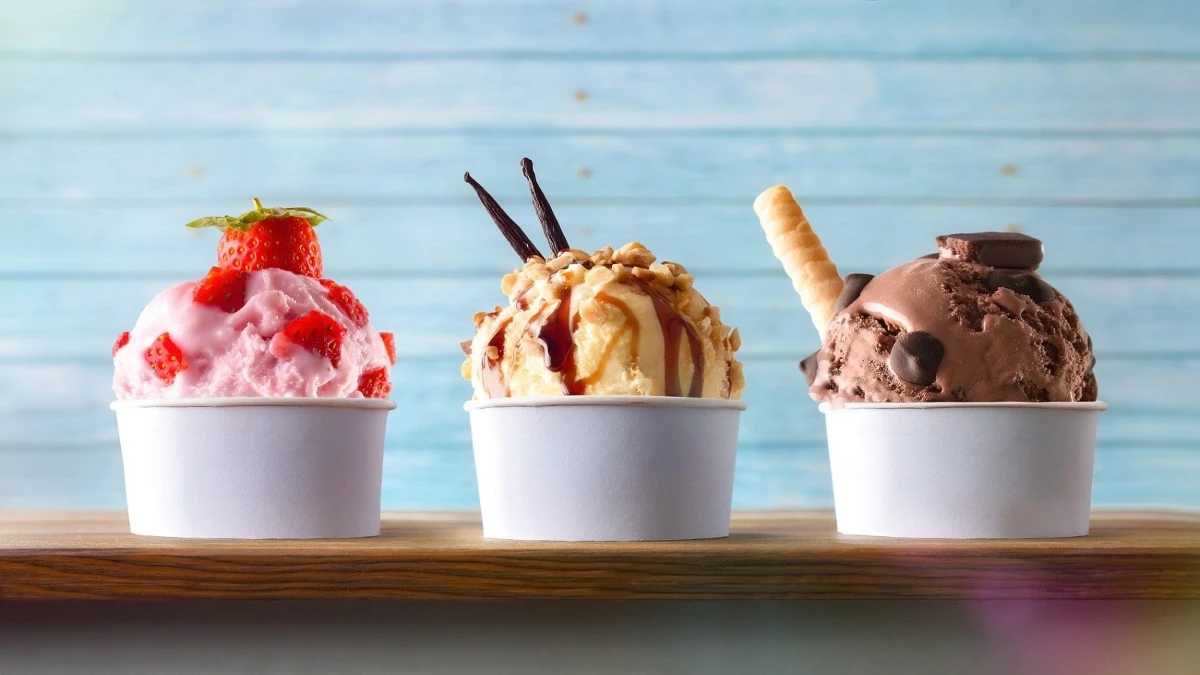Paper Ice cream cups 2 Paper Ice cream cups 2